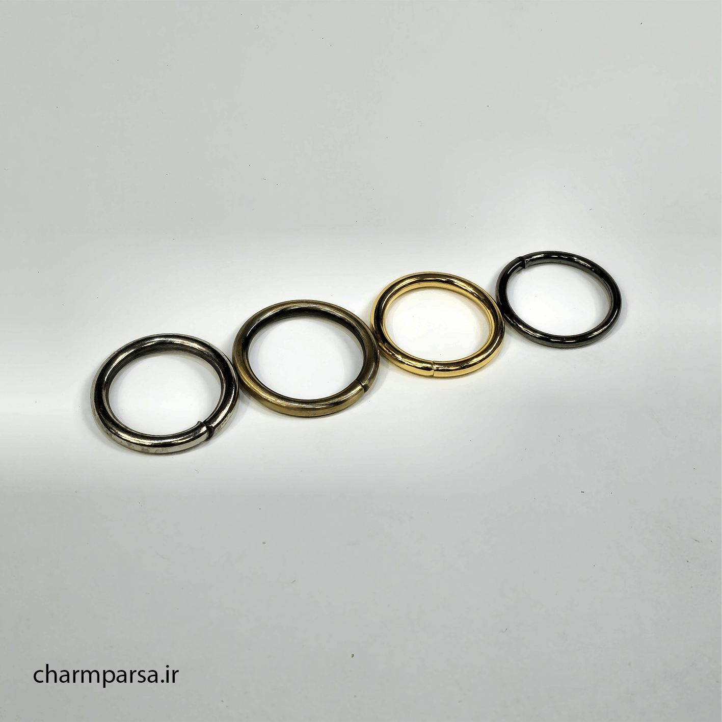 Round ring size 3cm